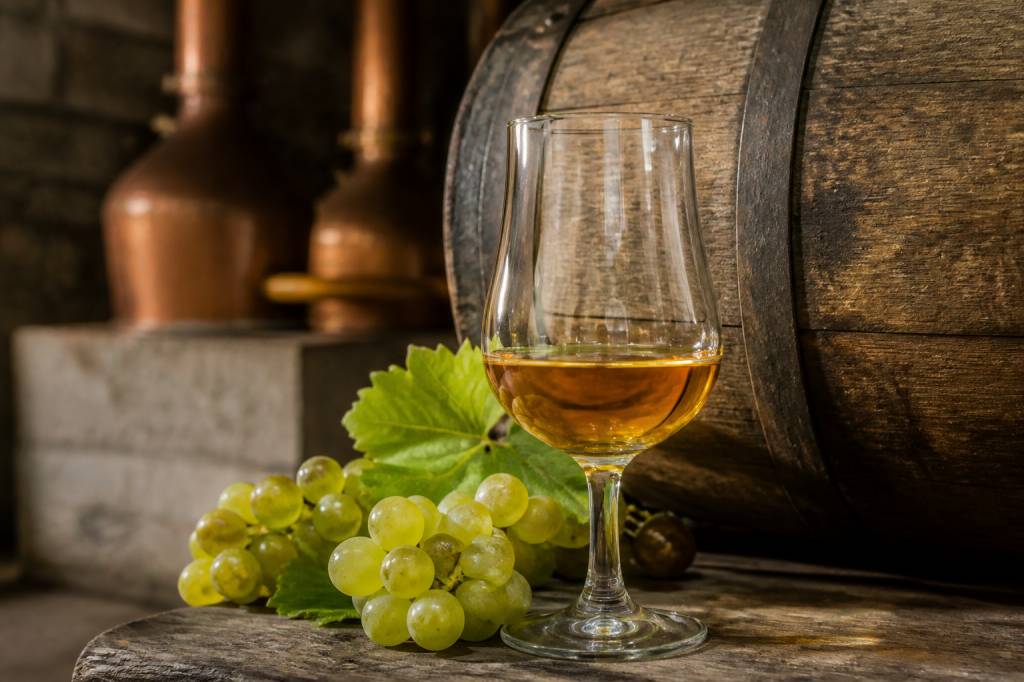 Marc de bourgogne : tout savoir sur ce spiritueux de raisin ਬ
