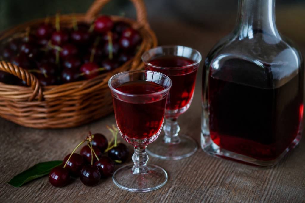 Guignolet maison : recette traditionnelle et astuces pour le réussir