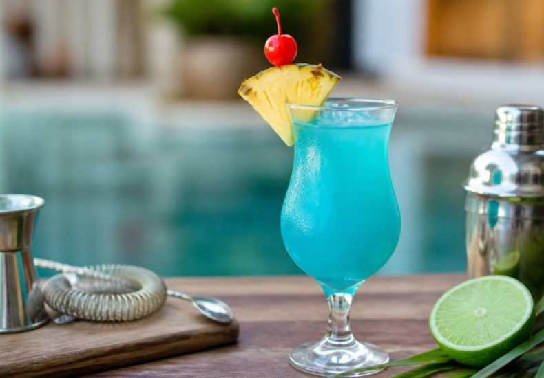 Blue lagoon cocktail : recette facile et conseils de mixologie
