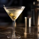 Cocktail martini blanc : recette, ingrédients et conseils de dégustation