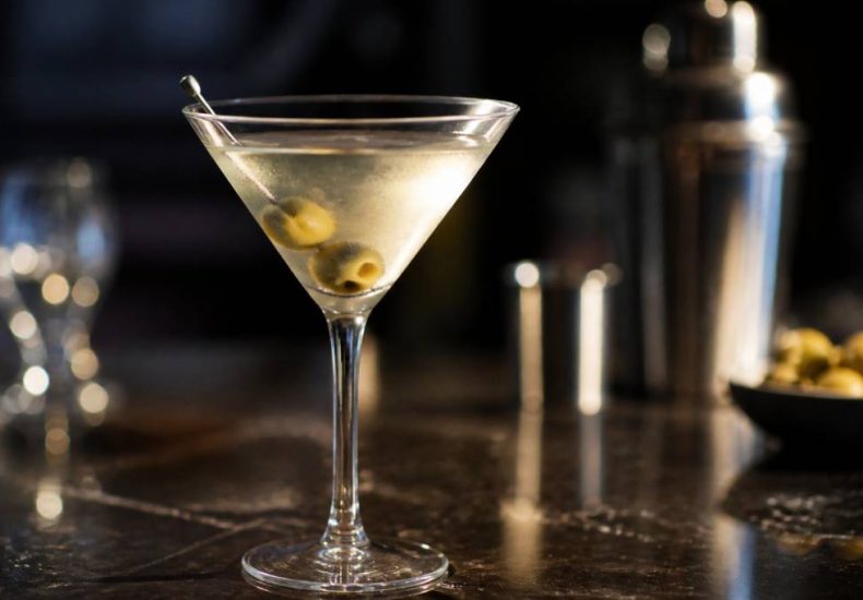 Cocktail martini blanc : recette, ingrédients et conseils de dégustation