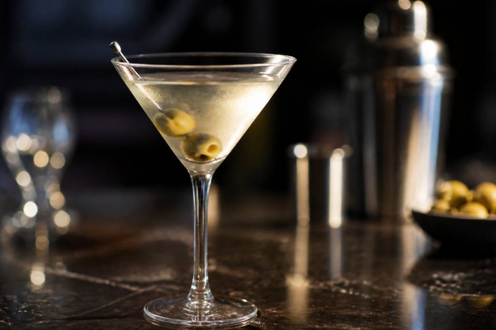 Cocktail martini blanc : recette, ingrédients et conseils de dégustation