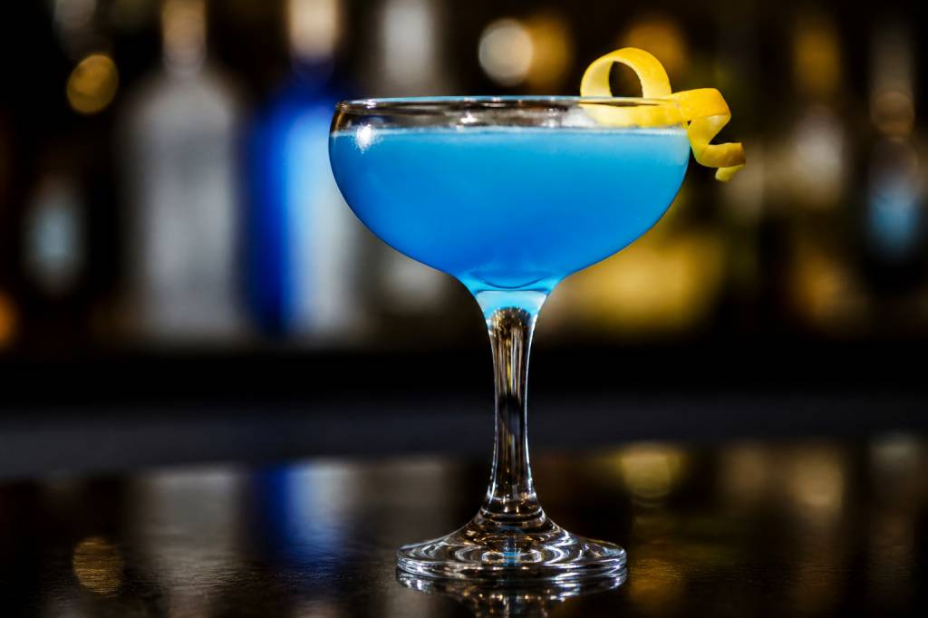 Blue Lady : recette et secrets d’un cocktail emblématique